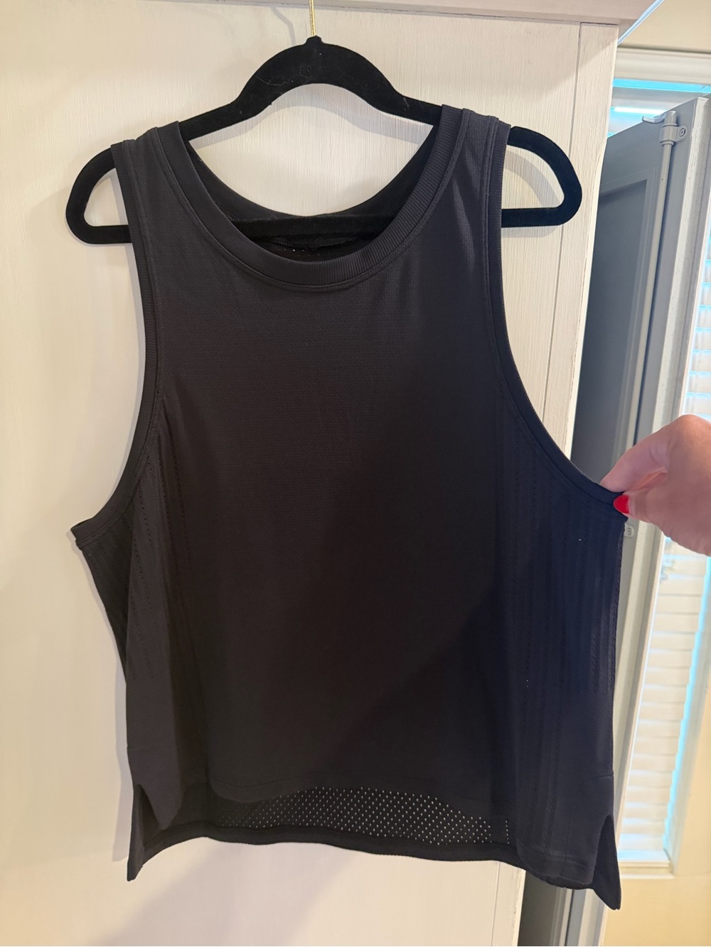 Lululemon black crop tank! Size 4 - excellent condition!